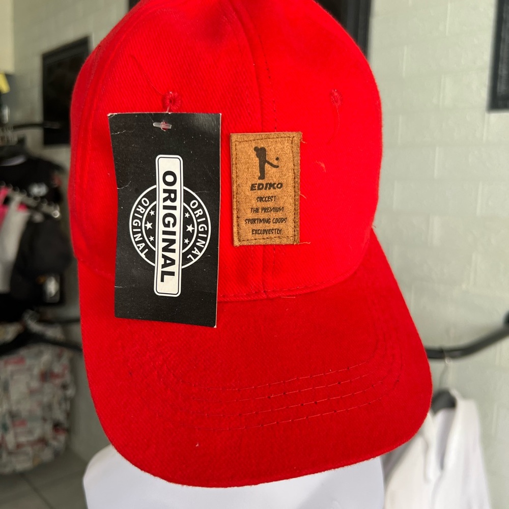 Universal Hat - Picture 3 of 16